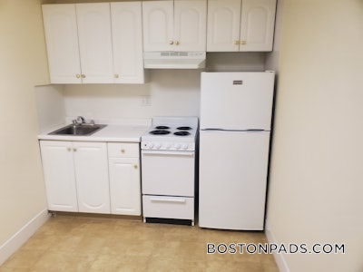 Chinatown 1 Bed 1 Bath Boston - $3,100