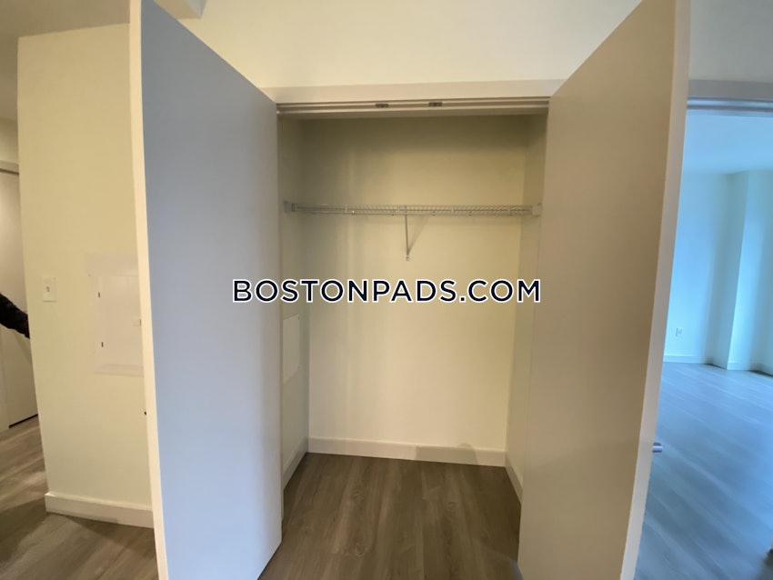 BOSTON - WEST END - 1 Bed, 1 Bath - Image 3