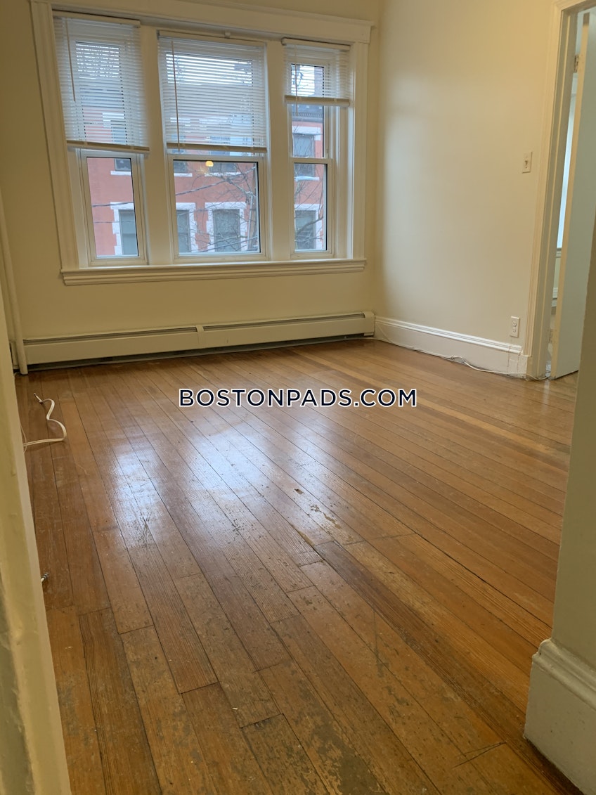 Brookline - $2,950+ /month