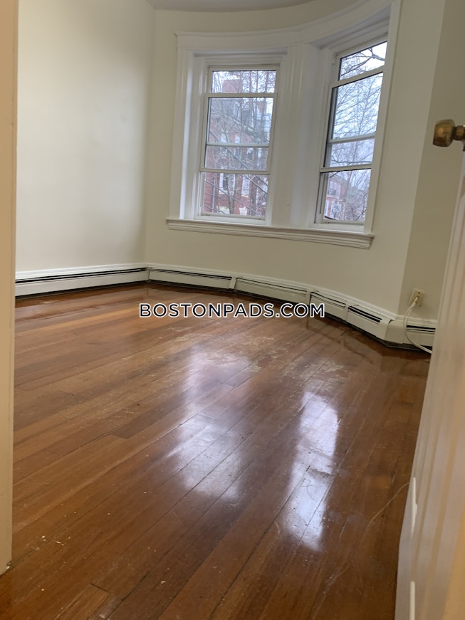 Brookline - $2,500+ /mo