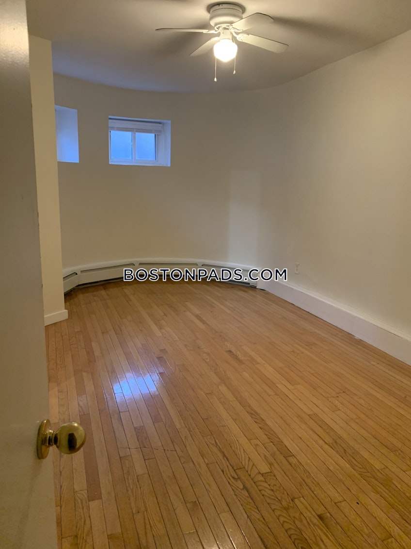 Brookline - $2,950+ /month