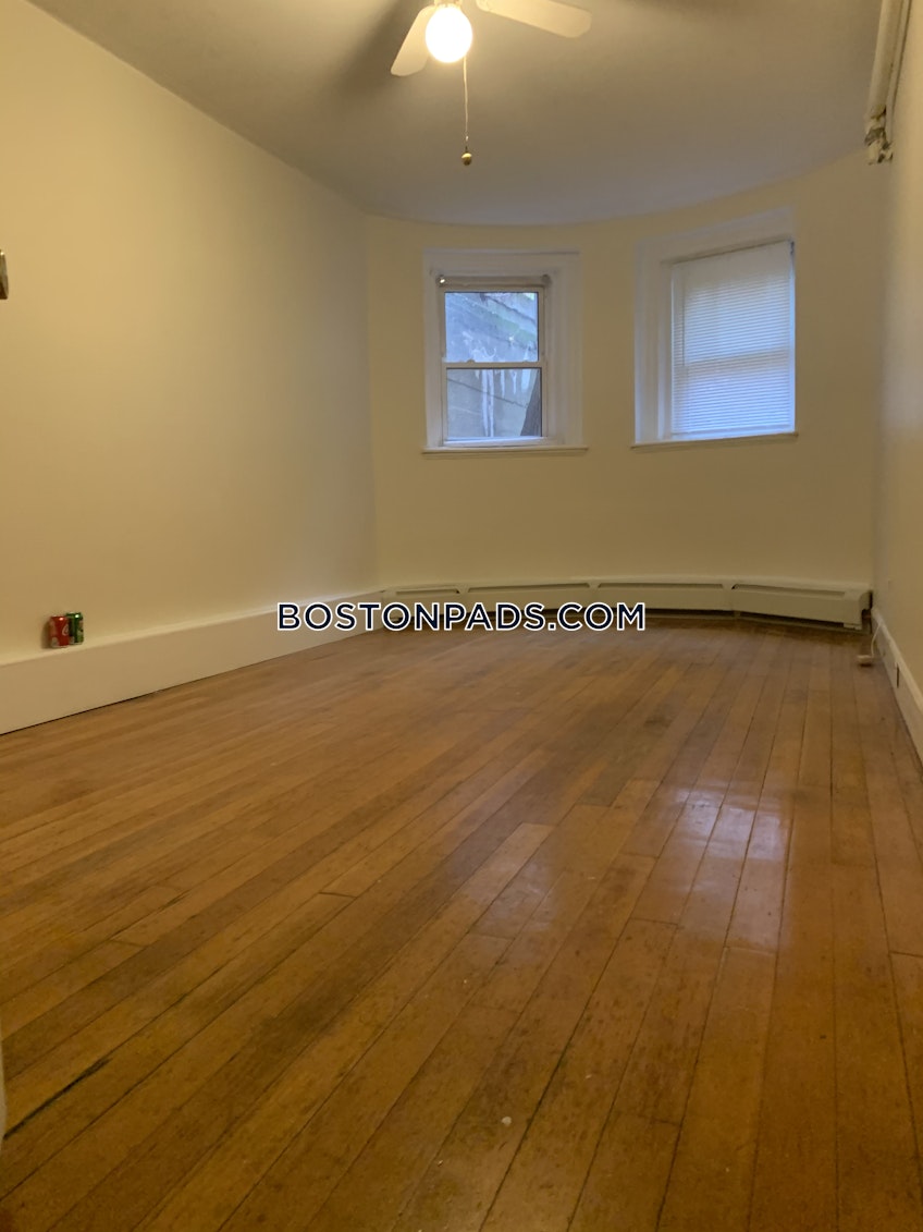 Brookline - $2,950+ /month