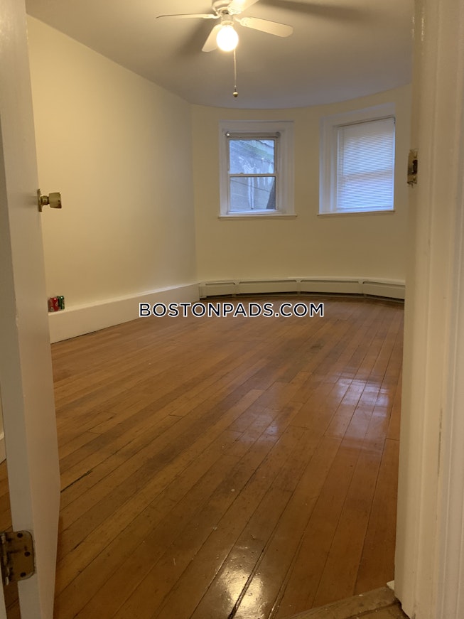 Brookline - $2,950+ /mo