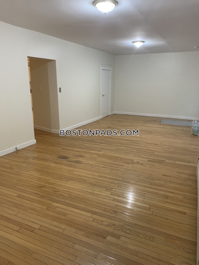 Brookline - $2,950+ /mo