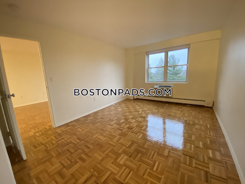 BROOKLINE- BOSTON UNIVERSITY - 2 Beds, 1.5 Baths - Image 7