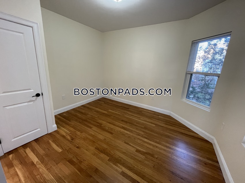 SOMERVILLE - PORTER SQUARE - 4 Beds, 4.5 Baths - Image 18