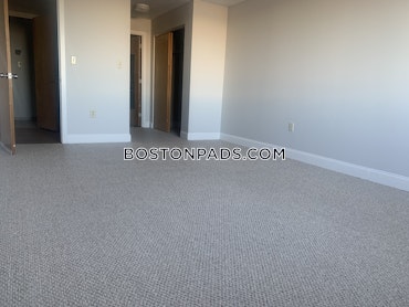 Boston - 2 Beds, 2 Baths