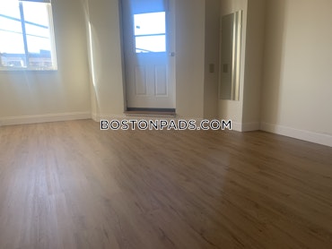 Boston - 2 Beds, 2 Baths