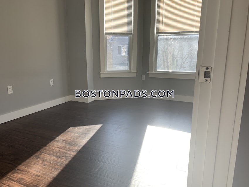 SOMERVILLE - EAST SOMERVILLE - 5 Beds, 2 Baths - Image 11