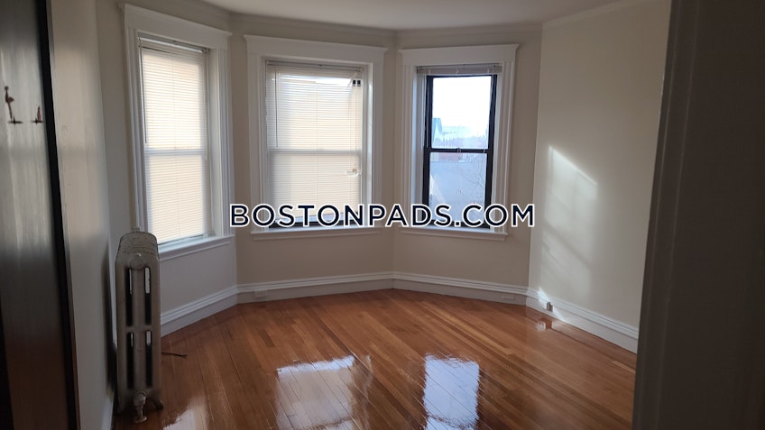Malden - $2,600+ /month