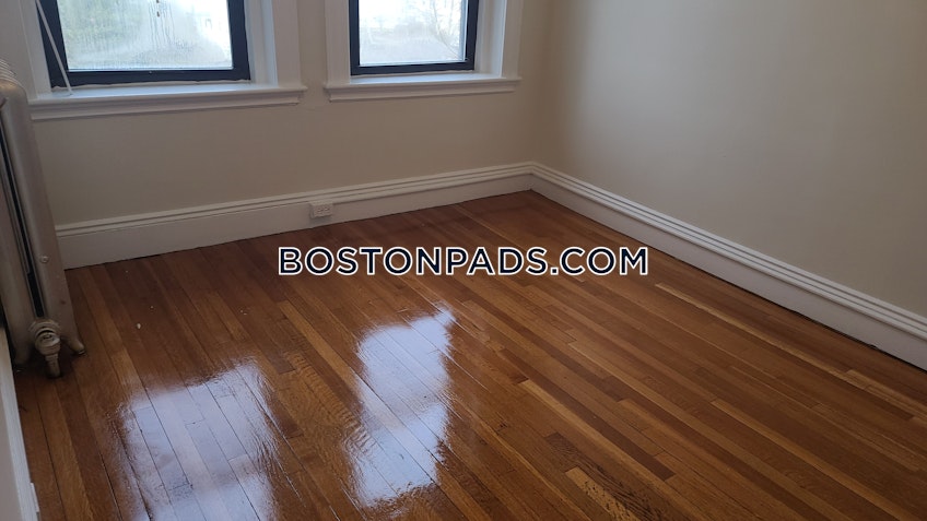 Malden - $2,600+ /month