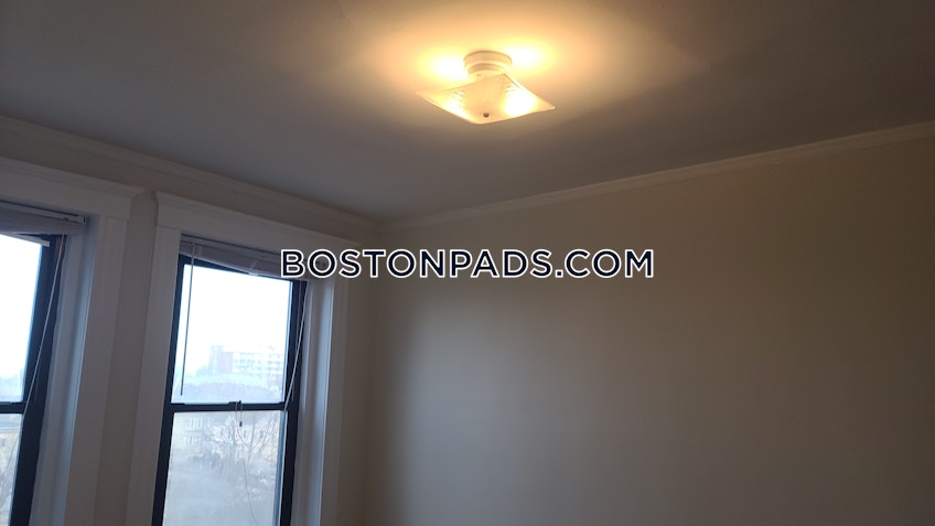 Malden - $2,600+ /month