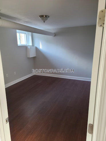 Boston - 4 Beds, 2 Baths