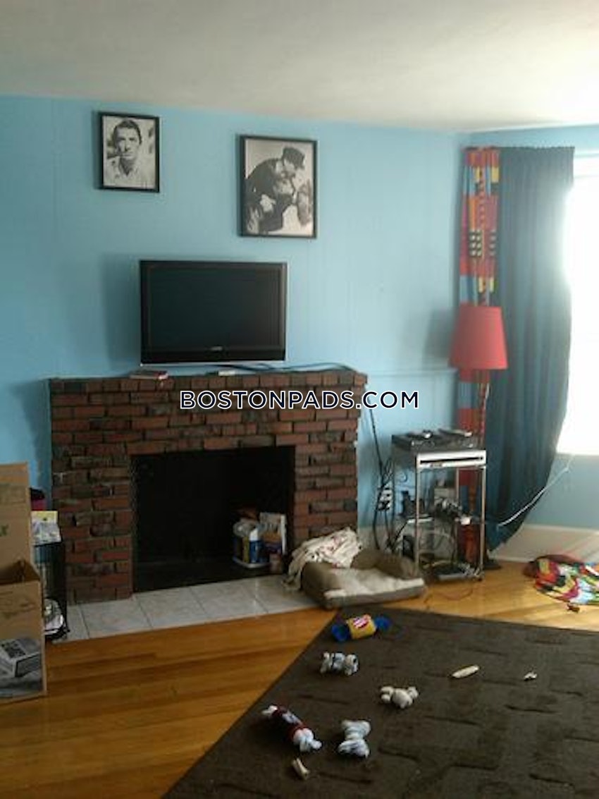 BOSTON - FENWAY/KENMORE - 1 Bed, 1 Bath - Image 4