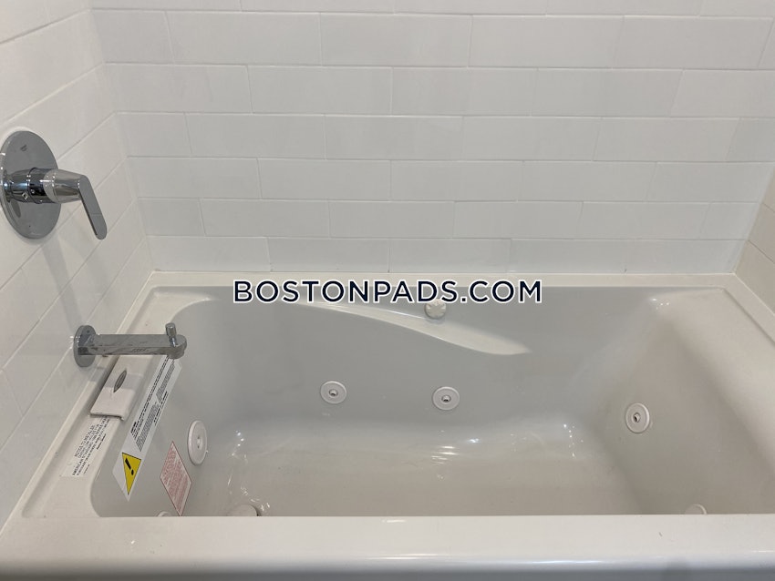 BOSTON - DORCHESTER - UPHAMS CORNER - 2 Beds, 1.5 Baths - Image 21