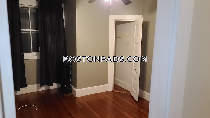 MALDEN - 1 Bed, 1 Bath - Image 4