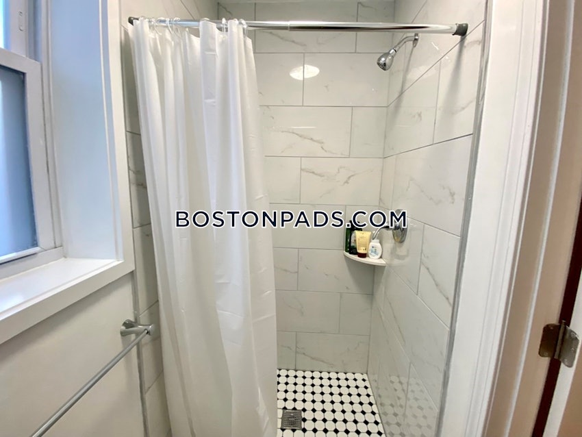 BOSTON - MISSION HILL - 3 Beds, 2 Baths - Image 15