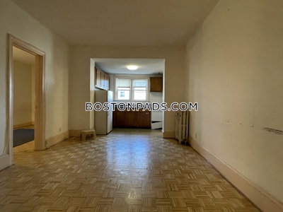 Allston 1 Bed 1 Bath BOSTON Boston - $2,100 No Fee