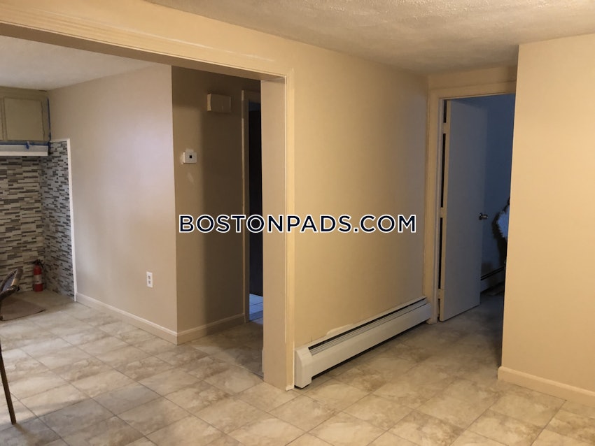 REVERE - 3 Beds, 1 Bath - Image 8