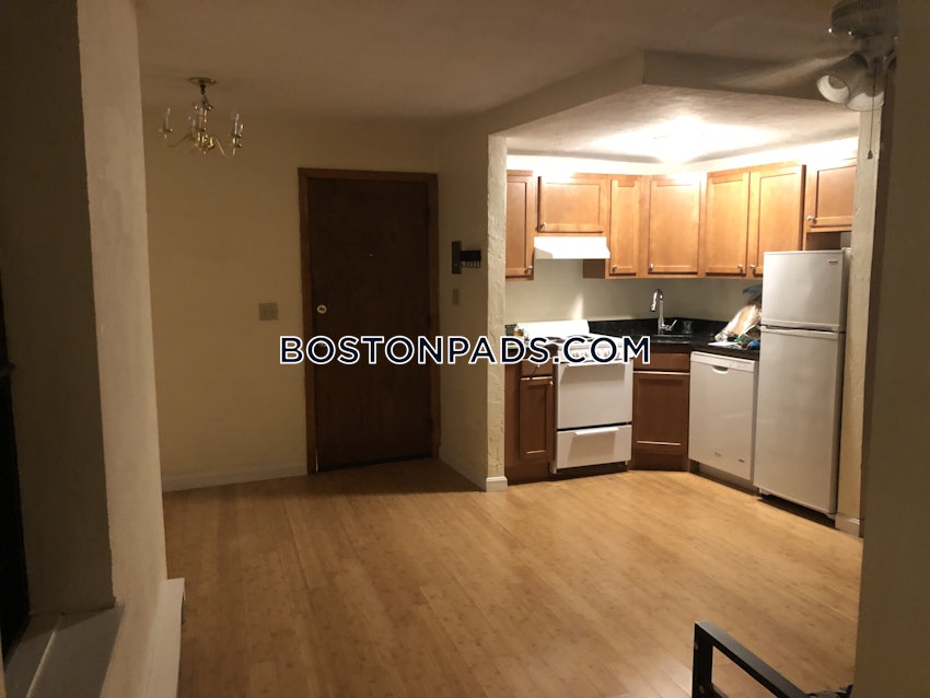 BOSTON - NORTH END - 1 Bed, 1 Bath - Image 1