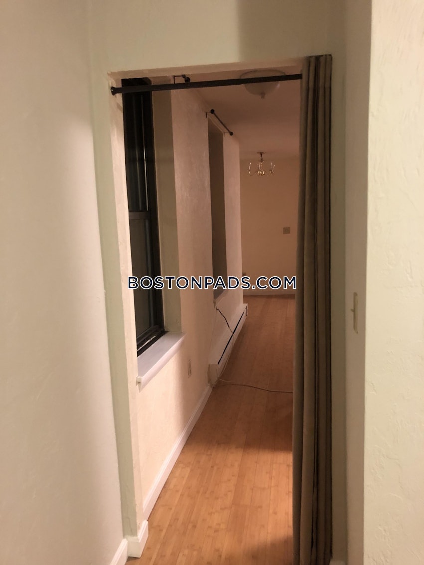 BOSTON - NORTH END - 1 Bed, 1 Bath - Image 5