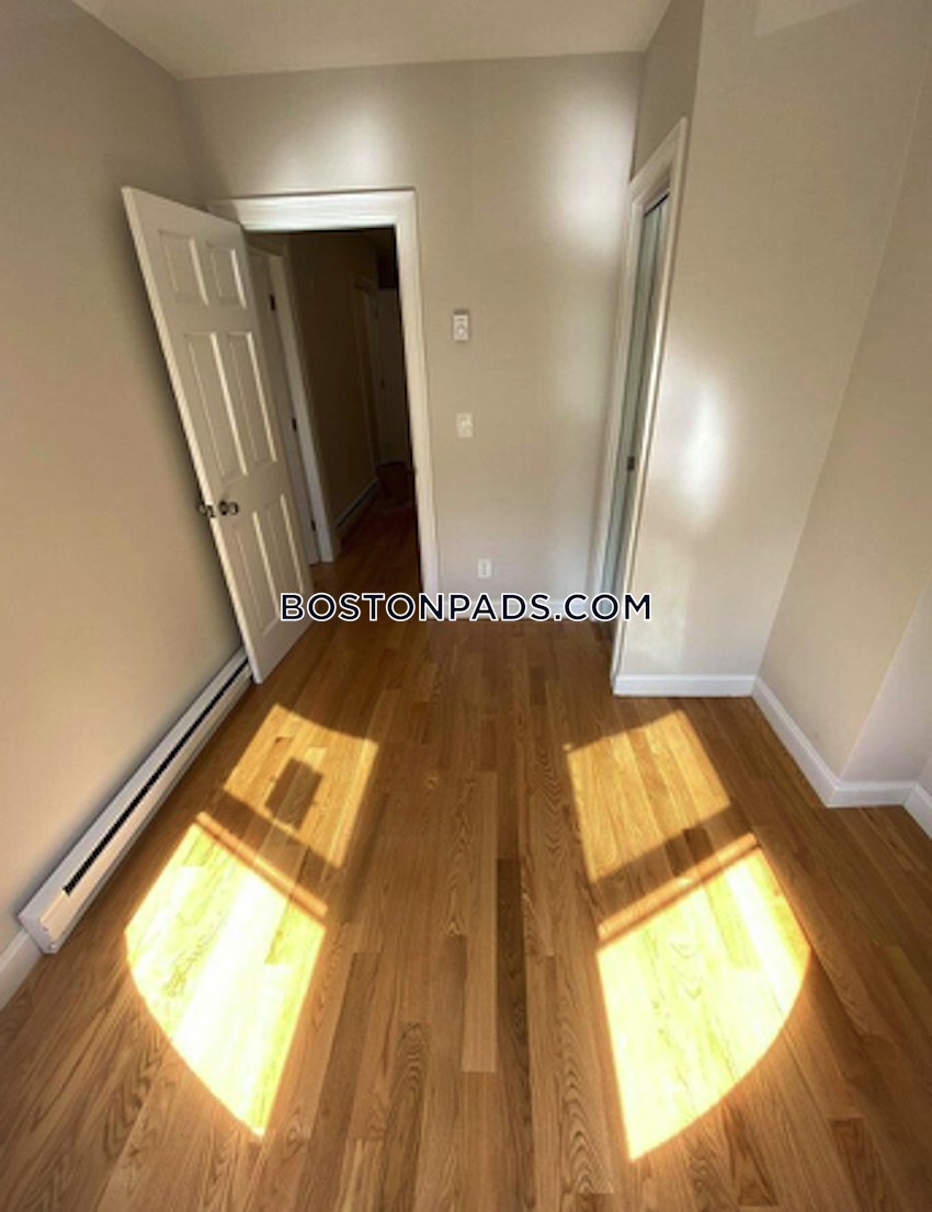 BOSTON - NORTHEASTERN/SYMPHONY - 4 Beds, 1 Bath - Image 6