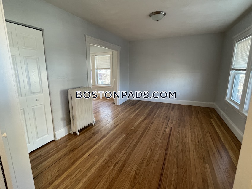 MEDFORD - TUFTS - 2 Beds, 1 Bath - Image 13