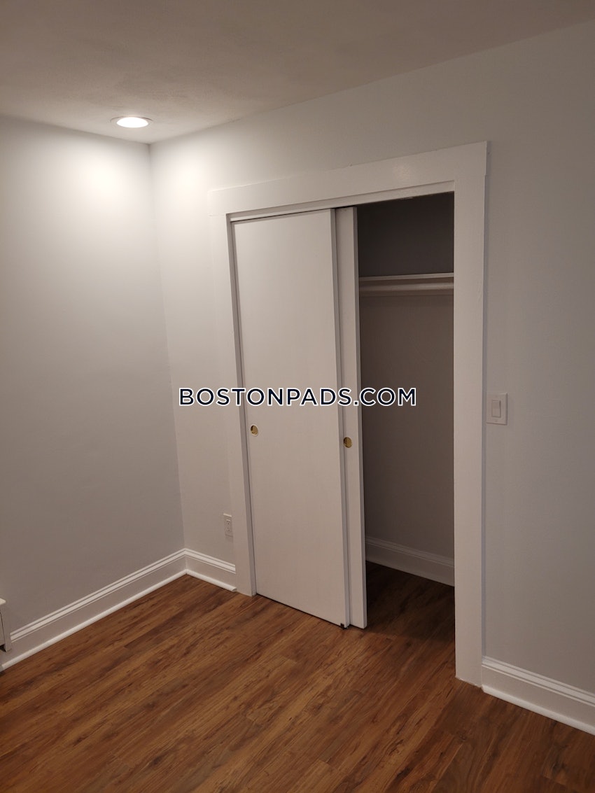 BOSTON - NORTH END - 3 Beds, 1 Bath - Image 8