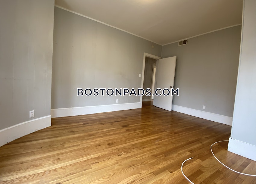 BOSTON - DORCHESTER - CENTER - 3 Beds, 1 Bath - Image 16