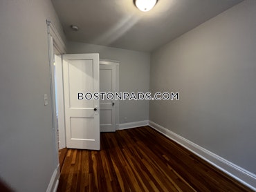 Boston - 2 Beds, 2 Baths