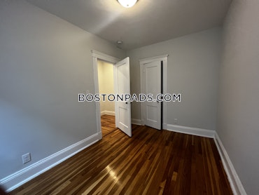 Boston - 2 Beds, 2 Baths