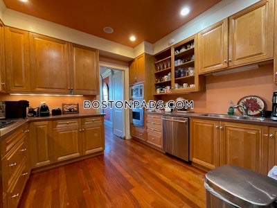 Back Bay 3 Bed 5 Bath BOSTON Boston - $14,000