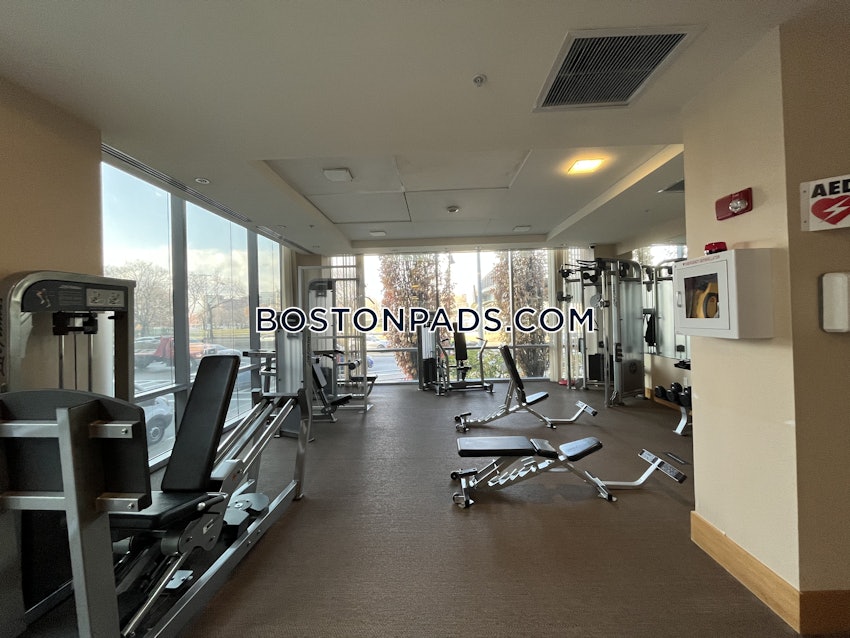 BOSTON - WEST END - 3 Beds, 2 Baths - Image 9