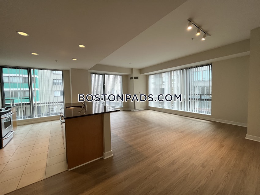 BOSTON - WEST END - 3 Beds, 2 Baths - Image 1