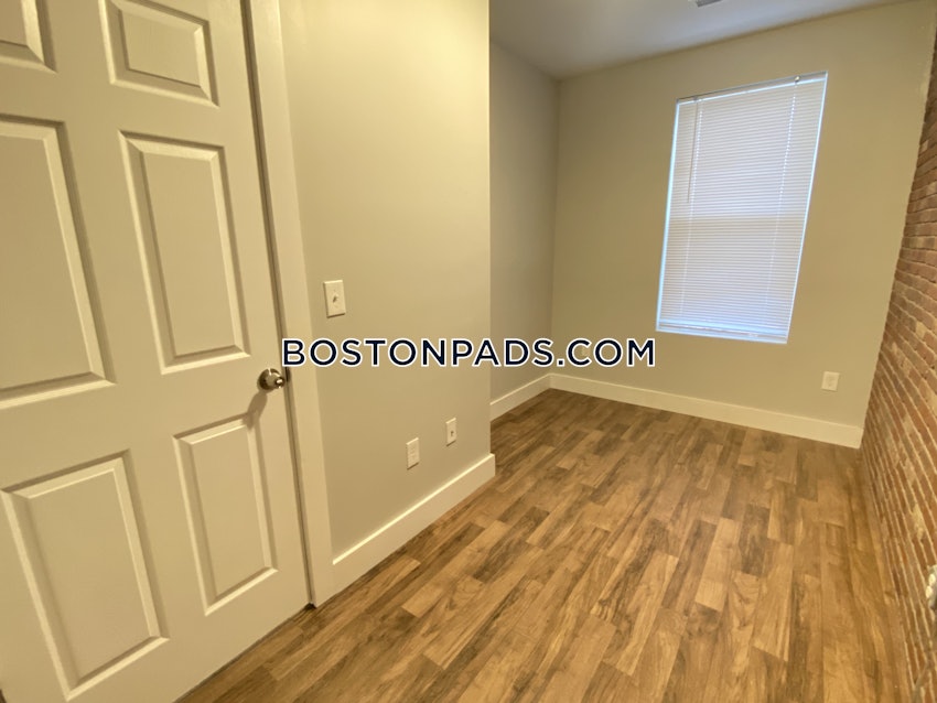 BOSTON - DORCHESTER - FOUR CORNERS - 2 Beds, 1 Bath - Image 4