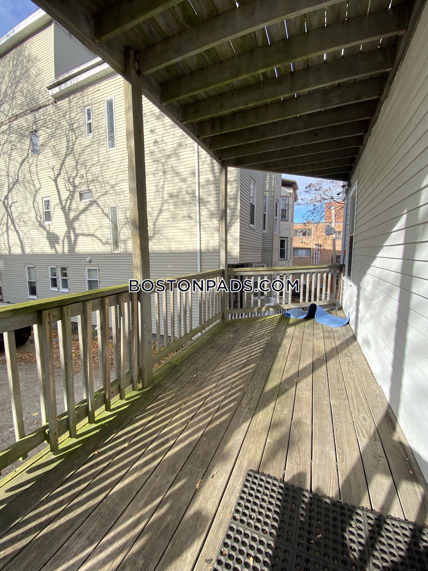 BOSTON - MISSION HILL - 6 Beds, 2 Baths - Image 3