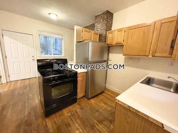 mission-hill-4-beds-1-bath-boston-3500-4222601 