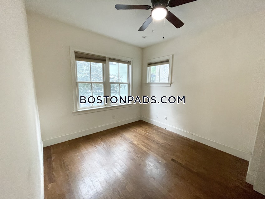 BOSTON - MISSION HILL - 4 Beds, 2 Baths - Image 4