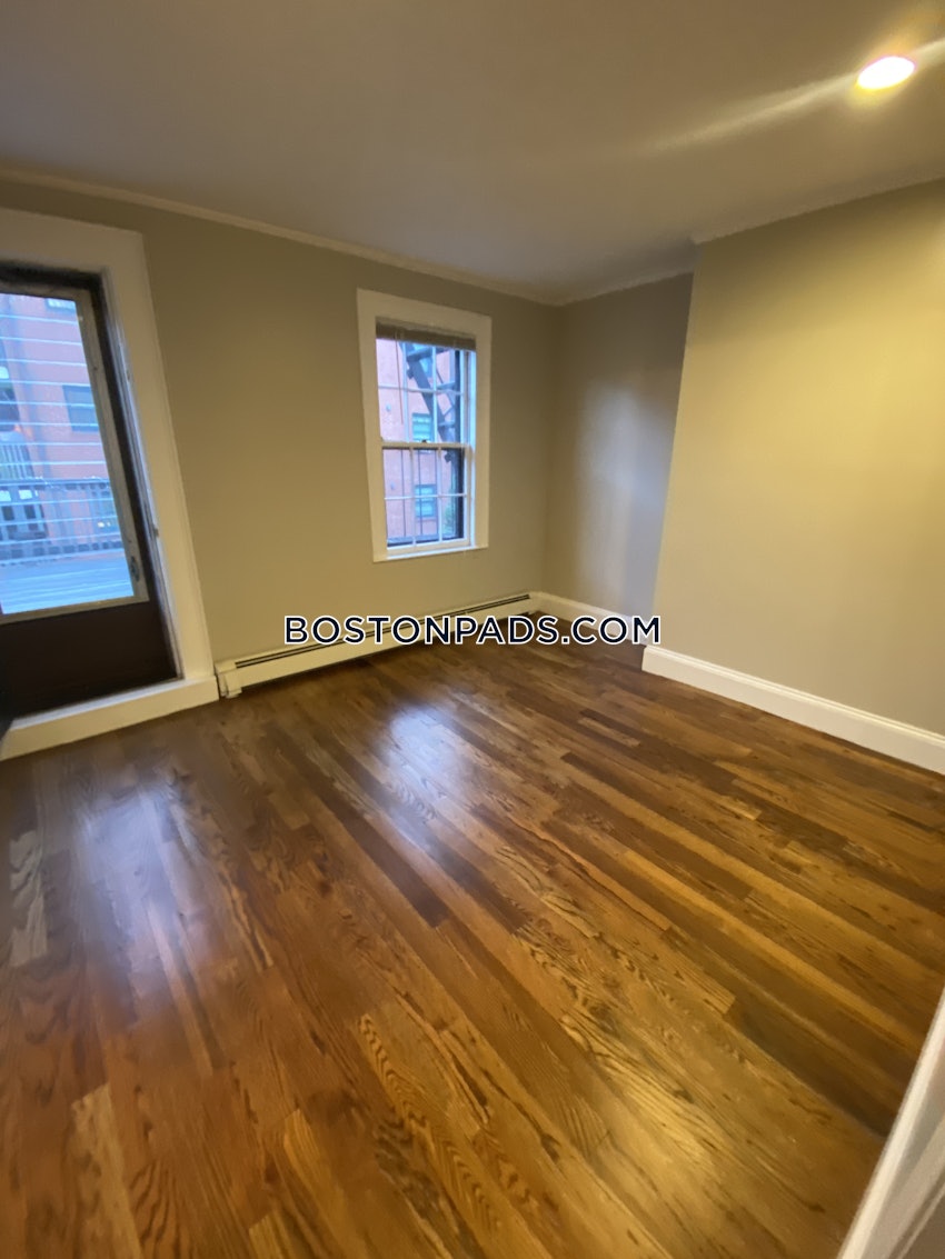 BOSTON - BAY VILLAGE - 1 Bed, 1 Bath - Image 35