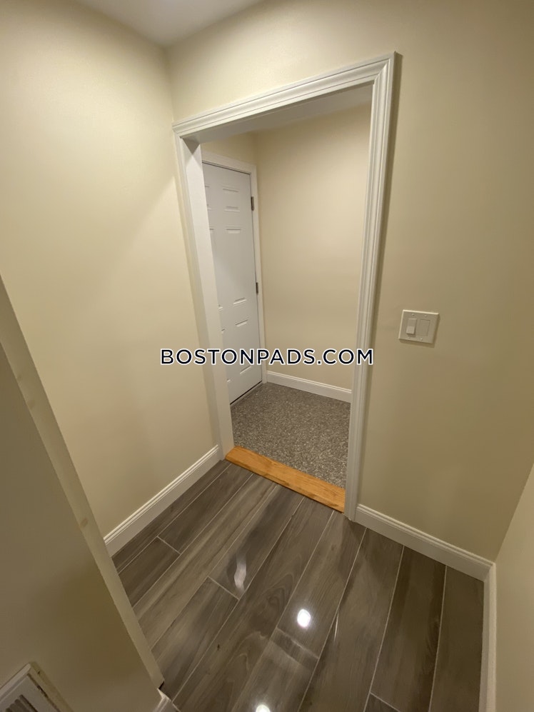 Beacon St., Brookline