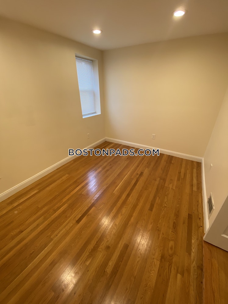 Beacon St., Brookline