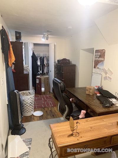 Mission Hill Renovated 2 bed 1 bath available 9/1 on Huntington Ave in Mission Hill! Boston - $3,500