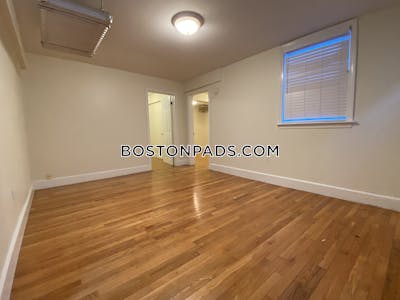 Cambridge 2 Bed 1 Bath CAMBRIDGE  Central Square/cambridgeport - $2,650 No Fee