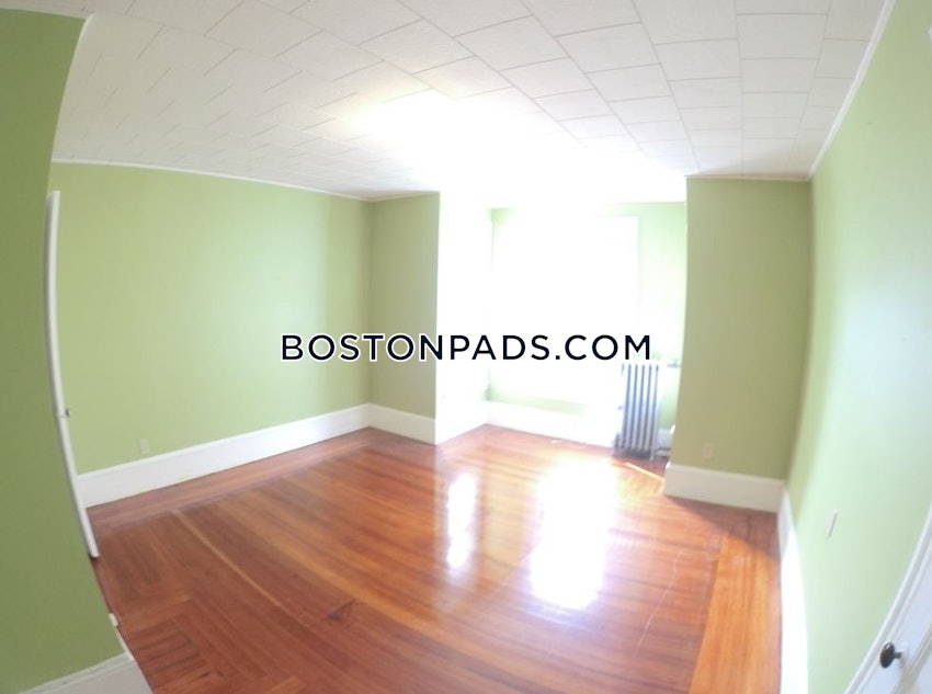 BOSTON - ALLSTON - 4 Beds, 2 Baths - Image 7