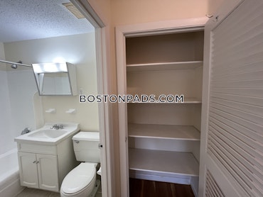 Boston - 2 Beds, 1 Baths