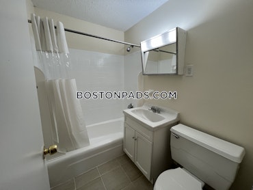 Boston - 2 Beds, 1 Baths