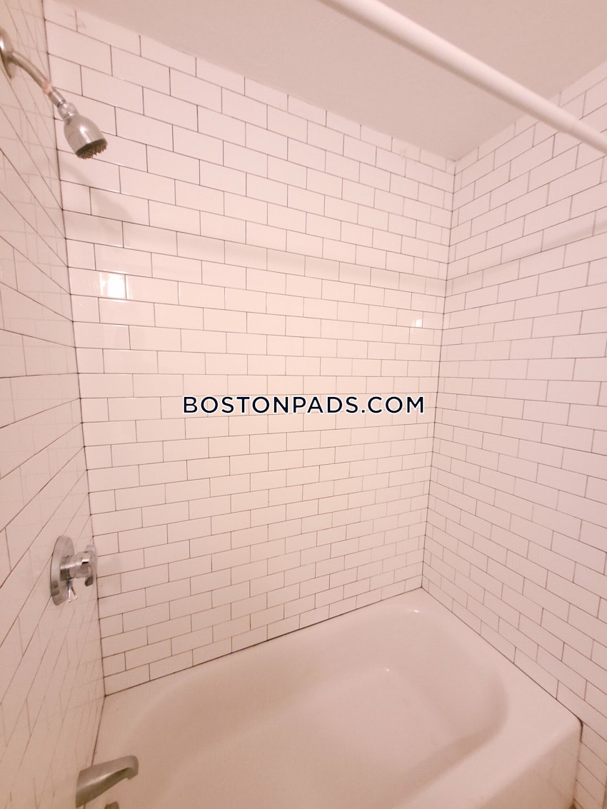 BOSTON - DORCHESTER - FIELDS CORNER - 3 Beds, 1.5 Baths - Image 24