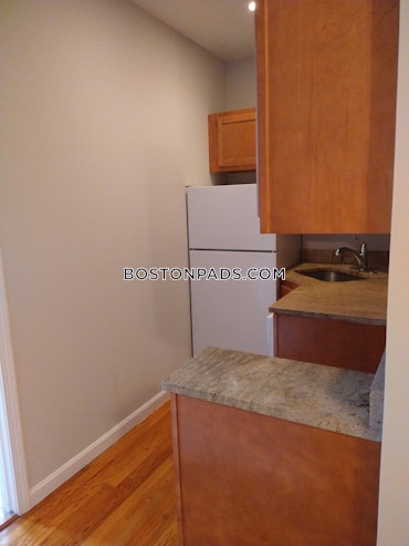 Boston - 3 Beds, 1 Baths