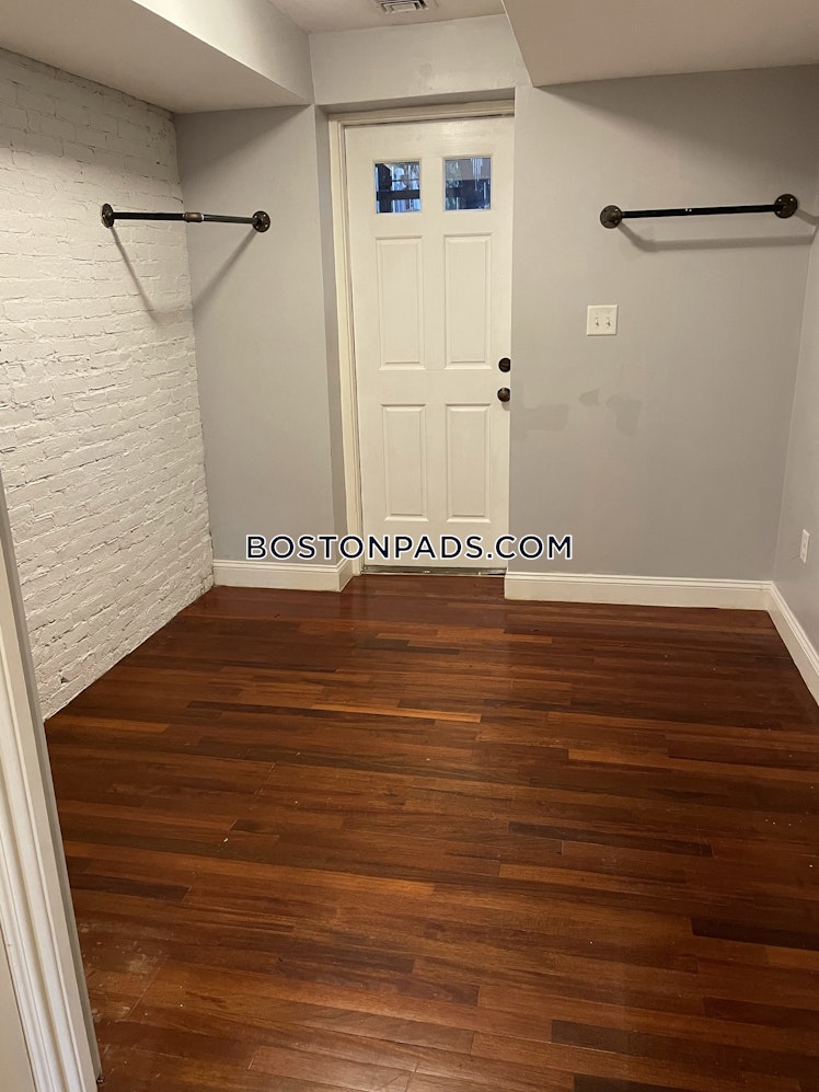 Wigglesworth St., Boston