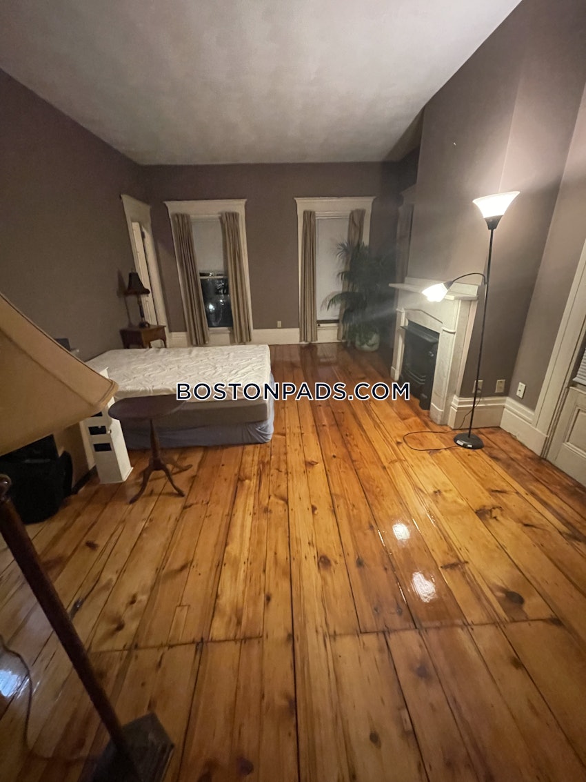 BOSTON - EAST BOSTON - EAGLE HILL - 2 Beds, 1 Bath - Image 3